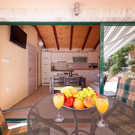 Apartment Sara Vodice