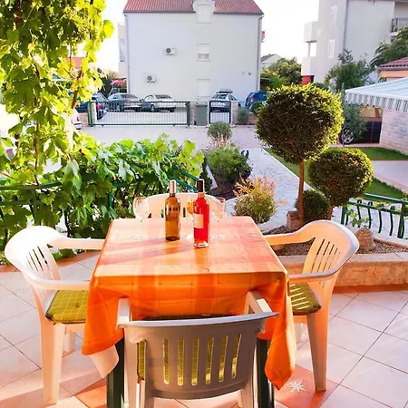 Sara Apartment Vodice