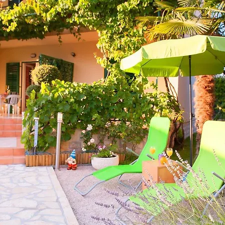 Sara Apartment Vodice