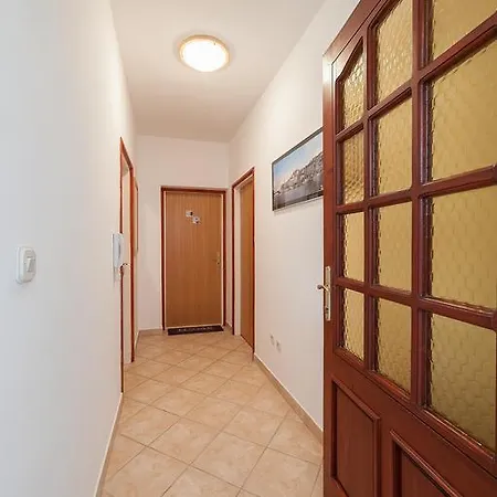 Apartman Sara Vodice