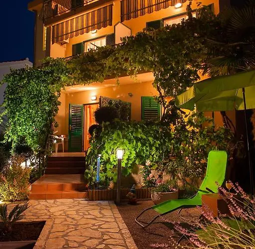 Sara דירה וודיצה